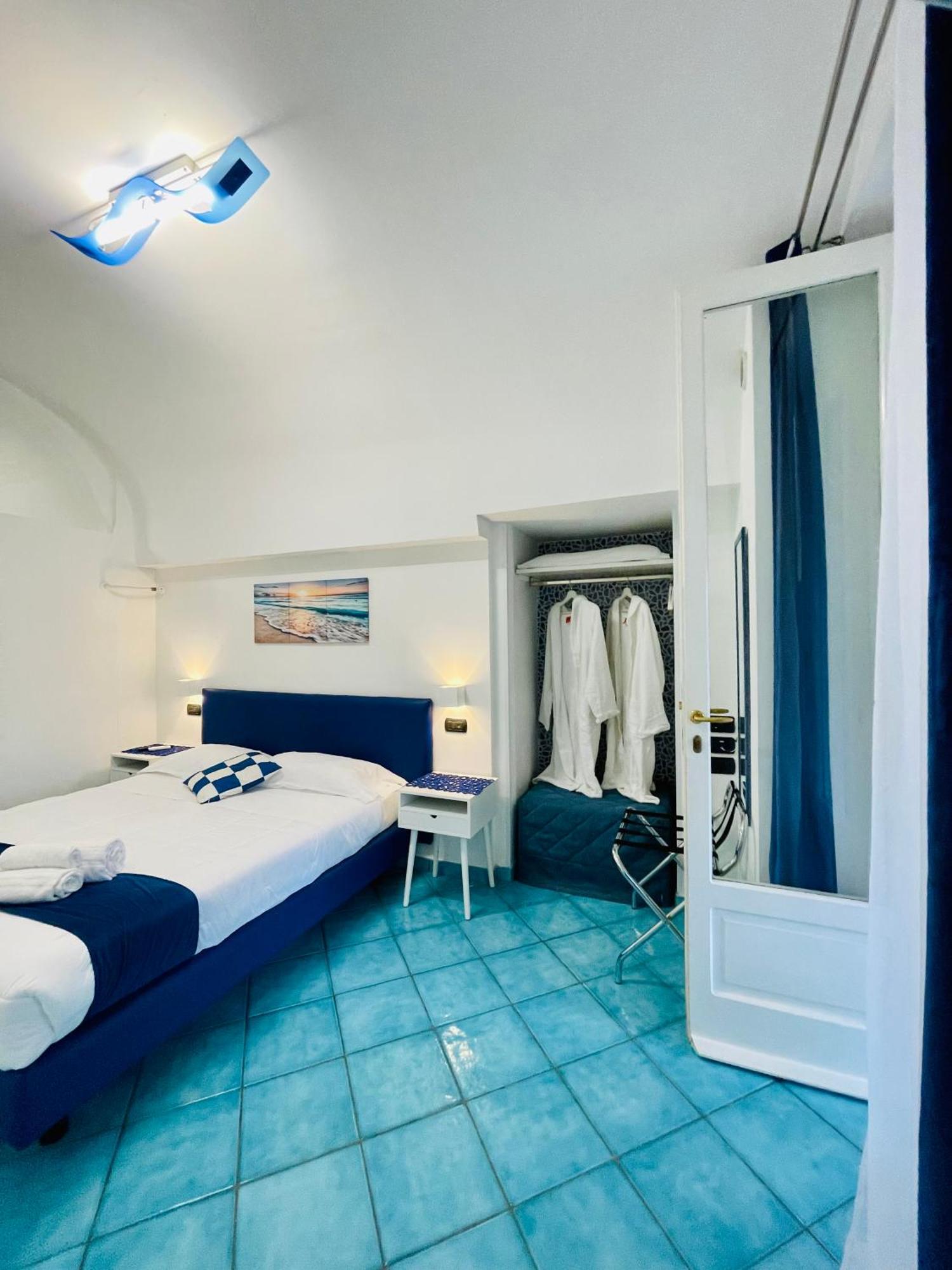 Eden Villa *